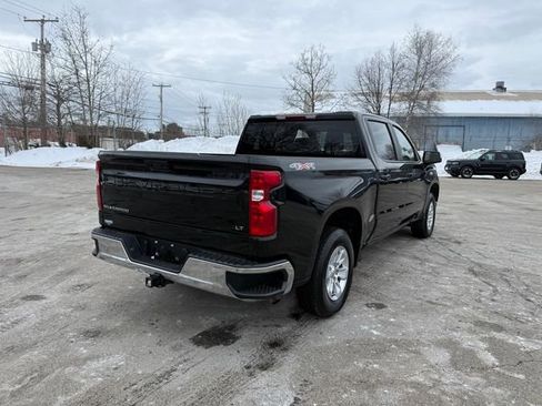 Used 2025 Chevrolet Silverado 1500 LT AWD/4WD image 24