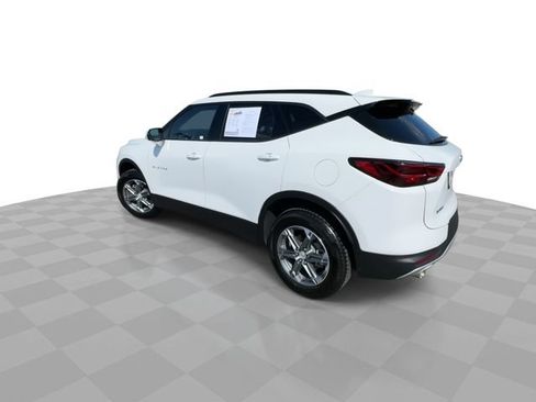 Certified 2024 Chevrolet Blazer LT w/ Convenience Package FWD image 6