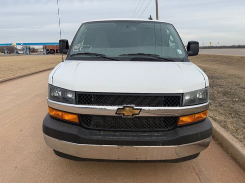 New 2025 Chevrolet Express 3500 Extended w/ Driver Convenience Package RWD image 8
