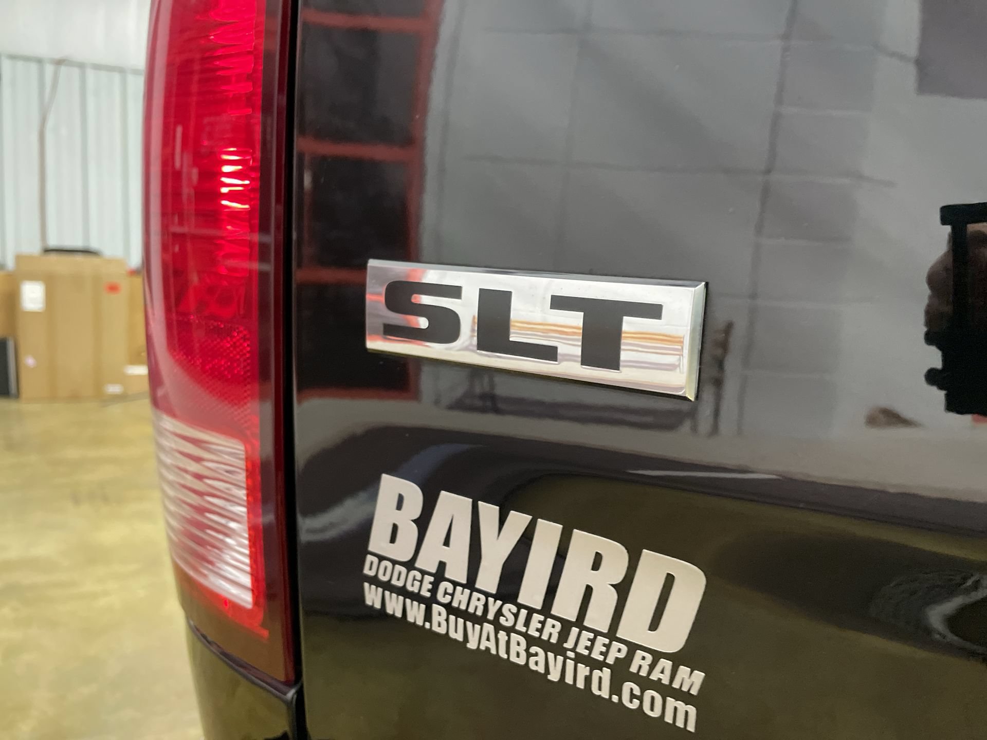 Used 2022 RAM 1500 Classic SLT AWD/4WD image 29