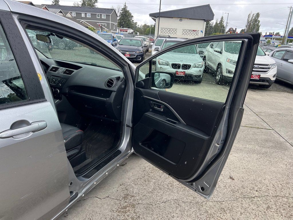 Used 2012 MAZDA MAZDA5 Grand Touring FWD image 17