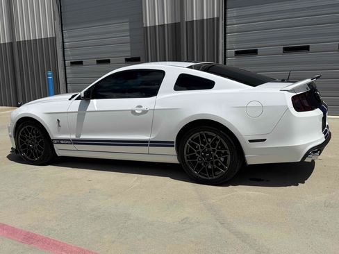 Used 2014 Ford Mustang Shelby GT500 w/ Equipment Group 821A RWD image 15