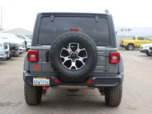 Used 2020 Jeep Wrangler Unlimited Rubicon w/ LED Lighting Group AWD/4WD image 5