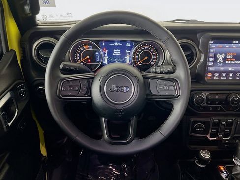 Used 2023 Jeep Wrangler Unlimited Sport AWD/4WD image 11
