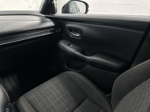 Used 2025 Honda HR-V Sport image 13