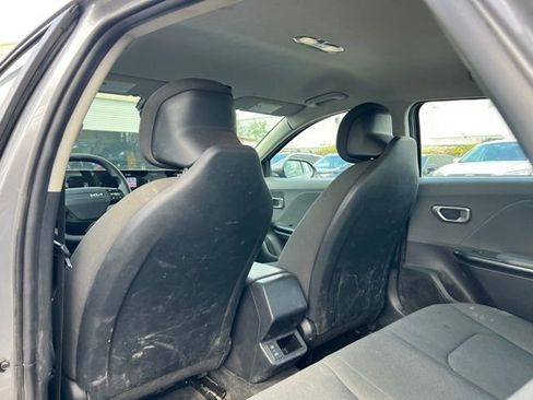 Used 2025 Kia K4 LXS FWD image 11