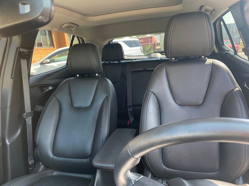 Used 2023 Buick Encore GX Essence w/ Experience Buick Package AWD/4WD image 10