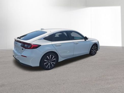 Used 2023 Honda Civic EX-L image 9