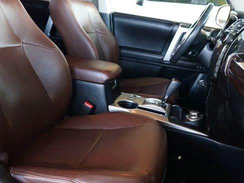 Used 2019 Toyota 4Runner SR5 image 14