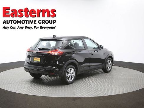 Used 2023 Nissan Kicks S image 40