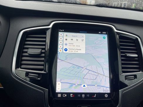 Used 2023 Volvo XC90 B6 Plus w/ Protection Package Premier image 15