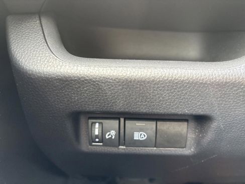 Certified 2021 Toyota RAV4 XLE image 17