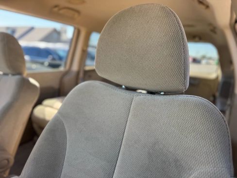 Used 2007 Kia Sedona EX image 19