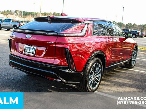 Used 2024 Cadillac Lyriq Sport image 5