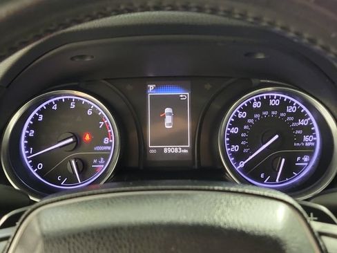 Used 2018 Toyota Camry SE FWD image 27