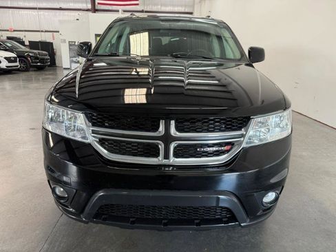 Used 2018 Dodge Journey SXT FWD image 5