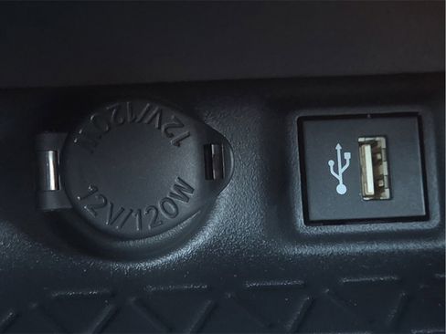 New 2025 Toyota RAV4 XLE image 17