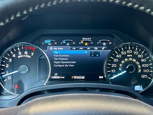 Used 2020 Ford F150 Lariat image 28