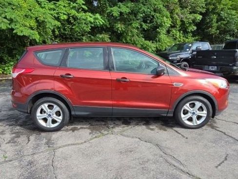 Used 2015 Ford Escape S FWD image 5