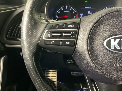 Used 2021 Kia Stinger GT image 23