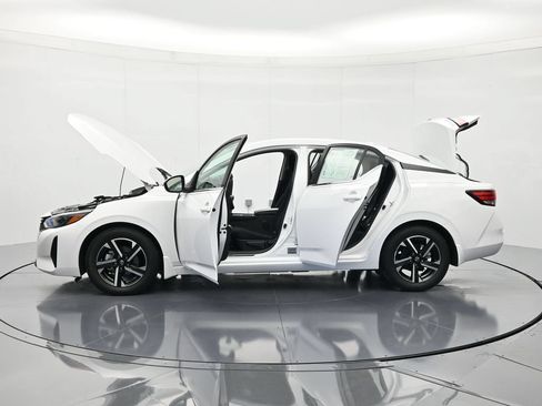 Certified 2024 Nissan Sentra SV FWD image 46