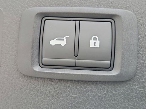 New 2026 Mitsubishi Eclipse Cross SE AWD/4WD image 12