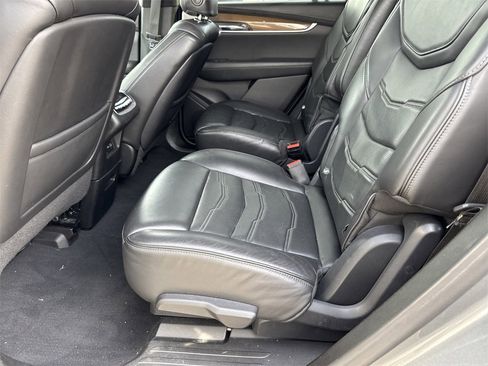 Used 2021 Cadillac XT6 Premium Luxury w/ Platinum Package image 14