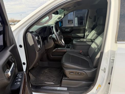 Used 2022 GMC Sierra 1500 SLT image 11