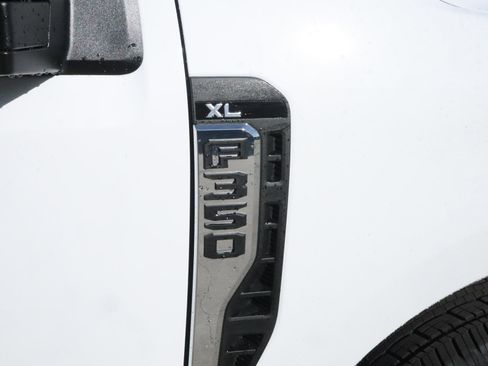 Used 2024 Ford F350 XL w/ XL Chrome Package image 24