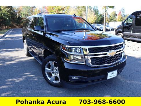 Used 2018 Chevrolet Suburban LT w/ Luxury Package image 1