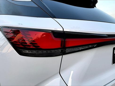 Used 2024 Lexus RX 500h F Sport w/ Convenience Package image 12