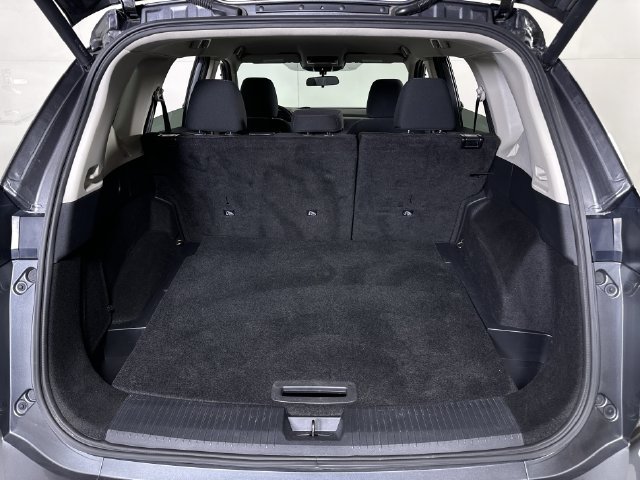 Used 2024 Nissan Rogue SV AWD/4WD image 27