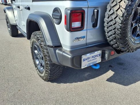 Used 2023 Jeep Wrangler Unlimited w/ Cold Weather Group image 21