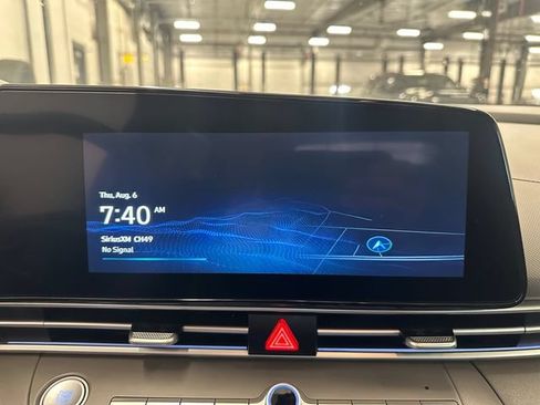 Used 2025 Hyundai Elantra SEL FWD image 27