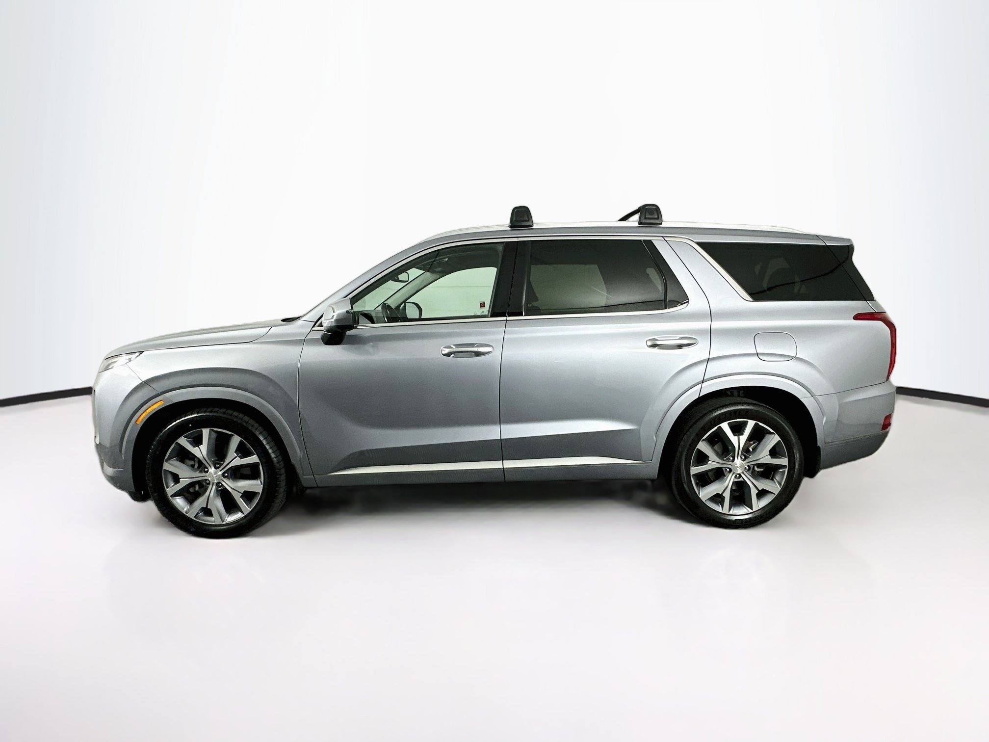 Used 2021 Hyundai Palisade Limited FWD image 4