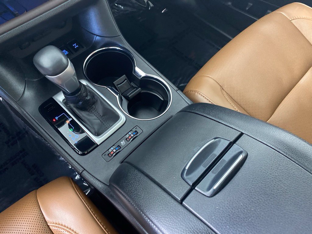 Used 2019 Toyota Highlander Limited Platinum AWD/4WD image 21