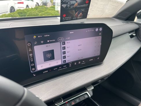 New 2026 Audi Q3 quattro 2.0T AWD/4WD image 10
