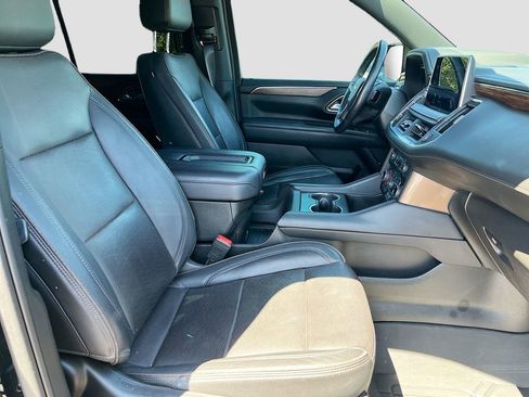 Used 2022 Chevrolet Tahoe High Country RWD image 30