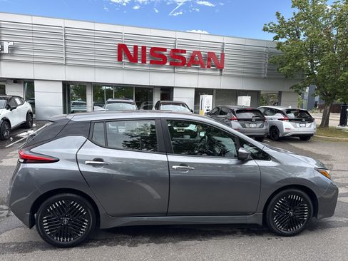 Certified 2024 Nissan Leaf SV Plus FWD image 10
