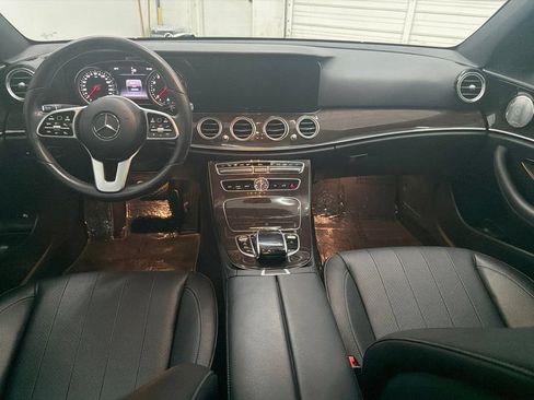 Used 2019 Mercedes-Benz E 300 image 22