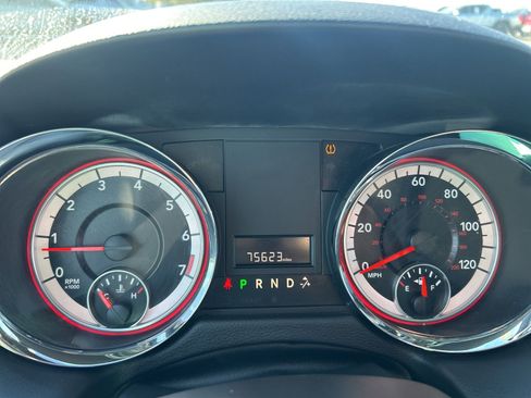 Used 2019 Dodge Grand Caravan SE image 14