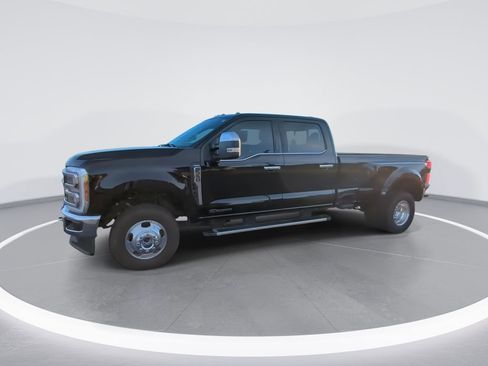 Used 2024 Ford F350 Lariat w/ Chrome Package image 1