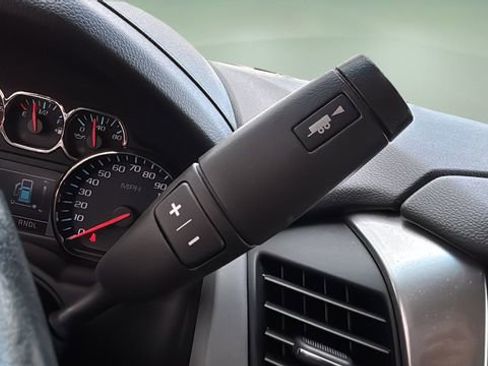 Used 2019 Chevrolet Tahoe LT image 29