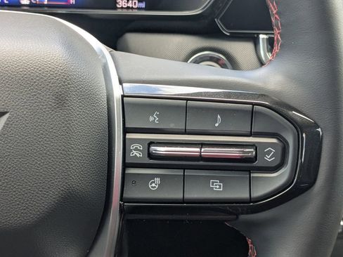 Used 2026 Chevrolet Colorado Z71 w/ Technology Package image 25