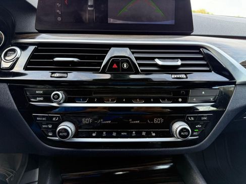 Used 2018 BMW 530i w/ Premium Package image 47