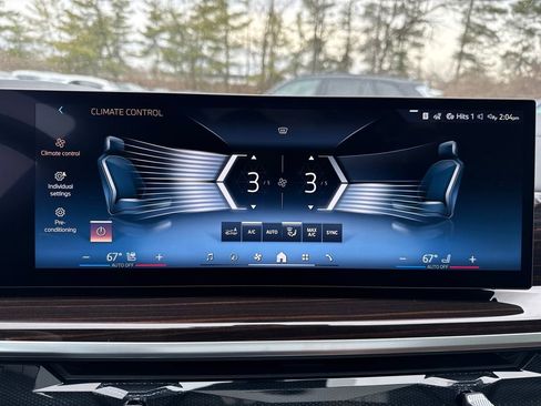 New 2026 BMW X5 xDrive50e image 17