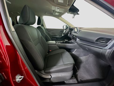 Used 2023 Nissan Rogue S AWD/4WD image 32