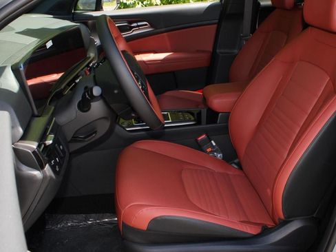 New 2026 Kia Sportage SX AWD/4WD image 18