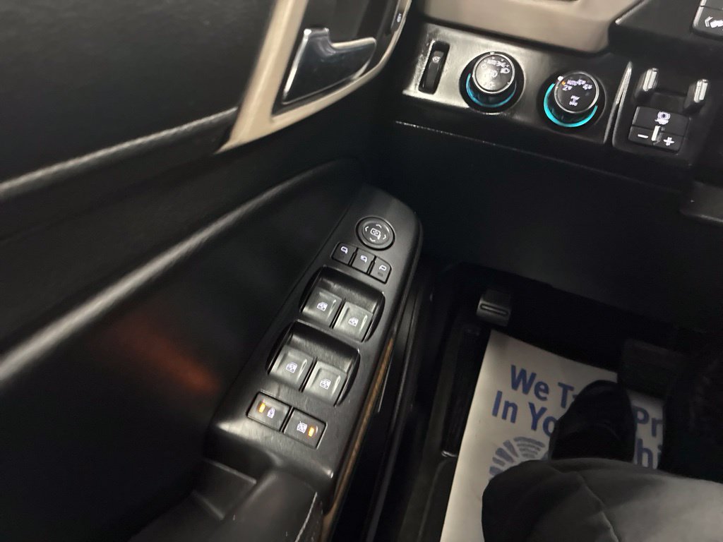 Used 2018 GMC Yukon Denali w/ Open Road Package AWD/4WD image 42