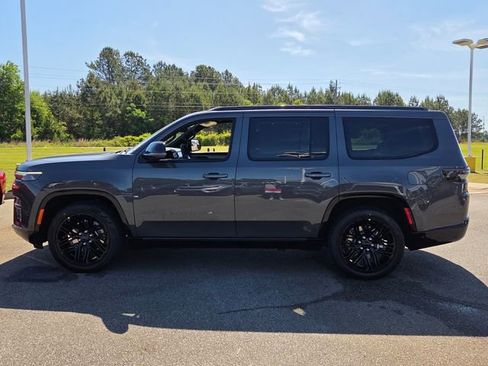 New 2026 Jeep Grand Wagoneer Limited AWD/4WD image 5